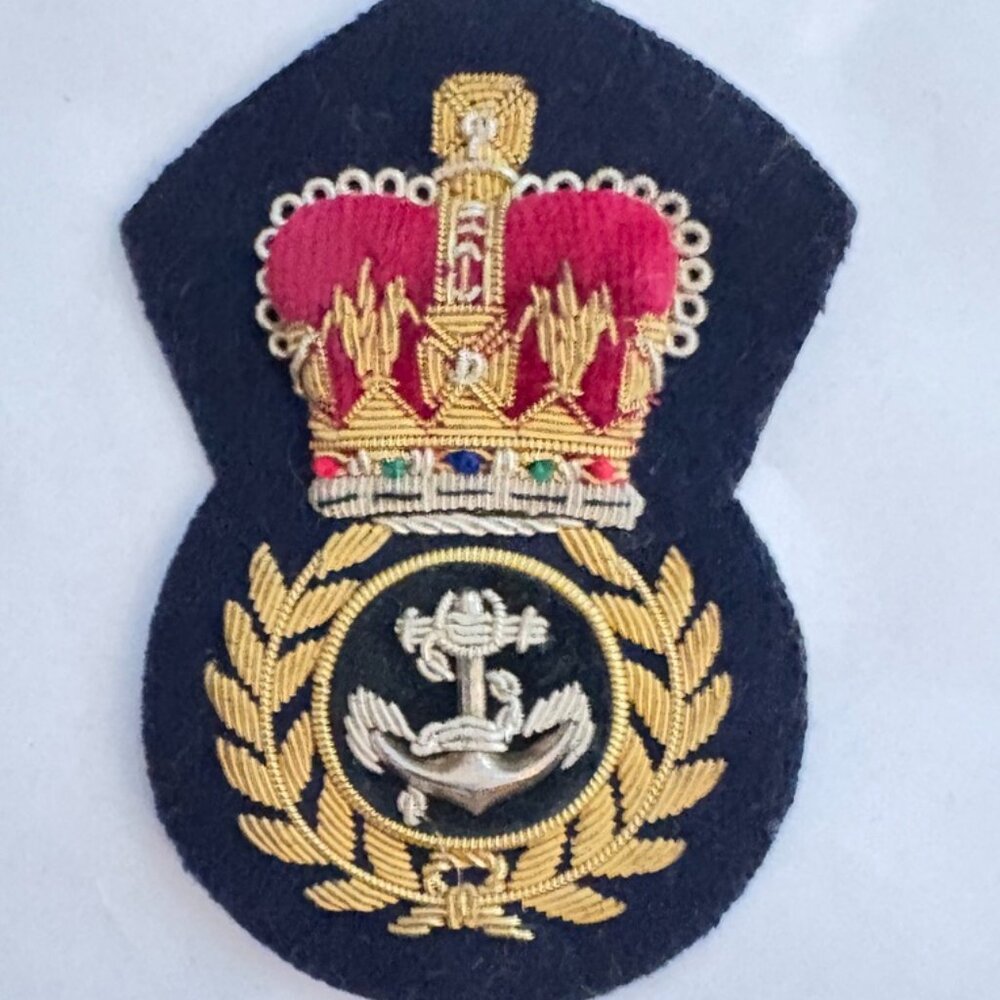 British Royal Navy chief petty officer cap insignia